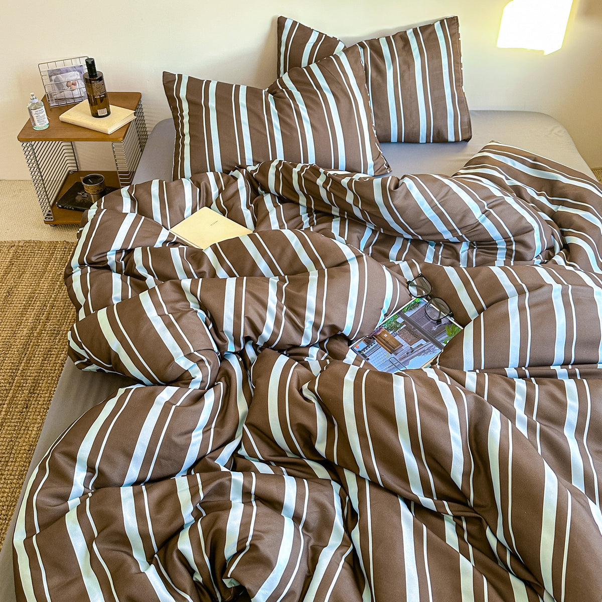 Striped Polyester Duvet Cover Set – 3 & 4 Pieces