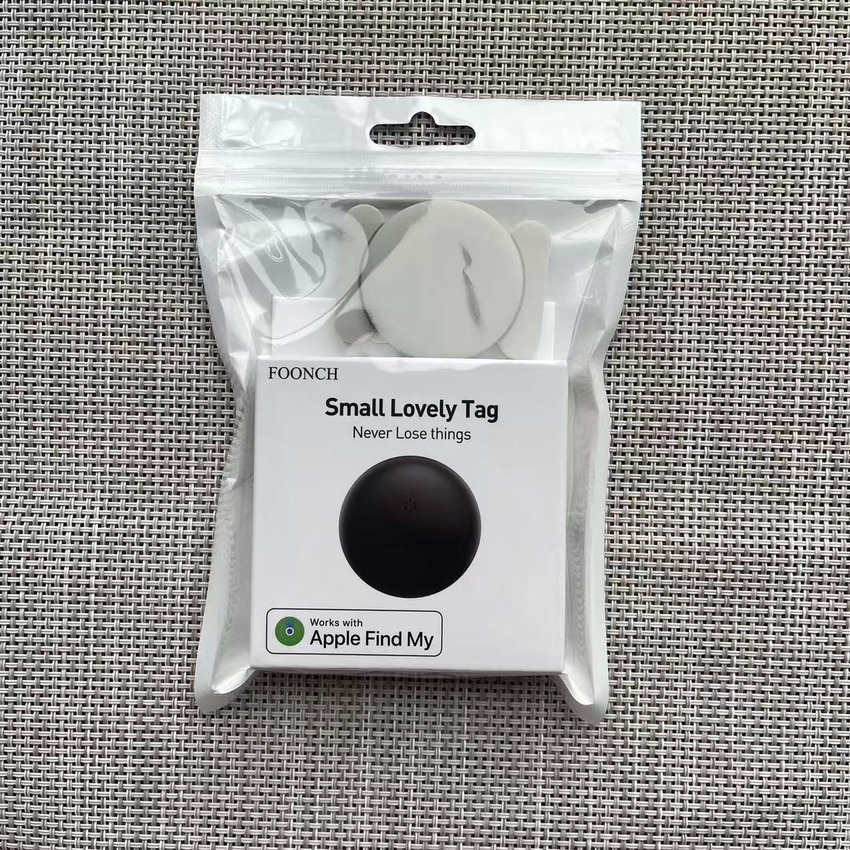 Compact Bluetooth Item Tracker for Apple Find My — QIUOLA | qiuola.com