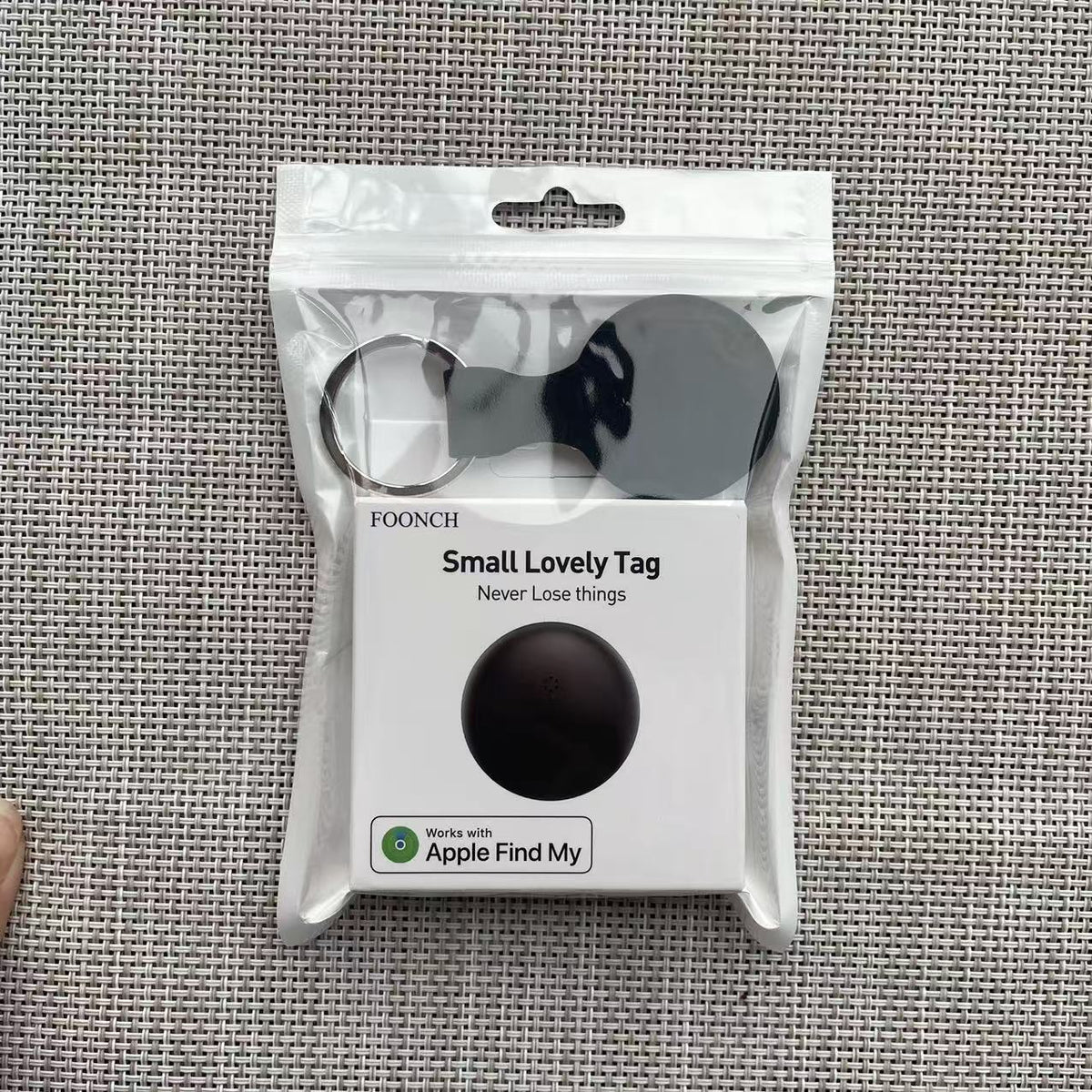 Compact Bluetooth Item Tracker for Apple Find My — QIUOLA | qiuola.com