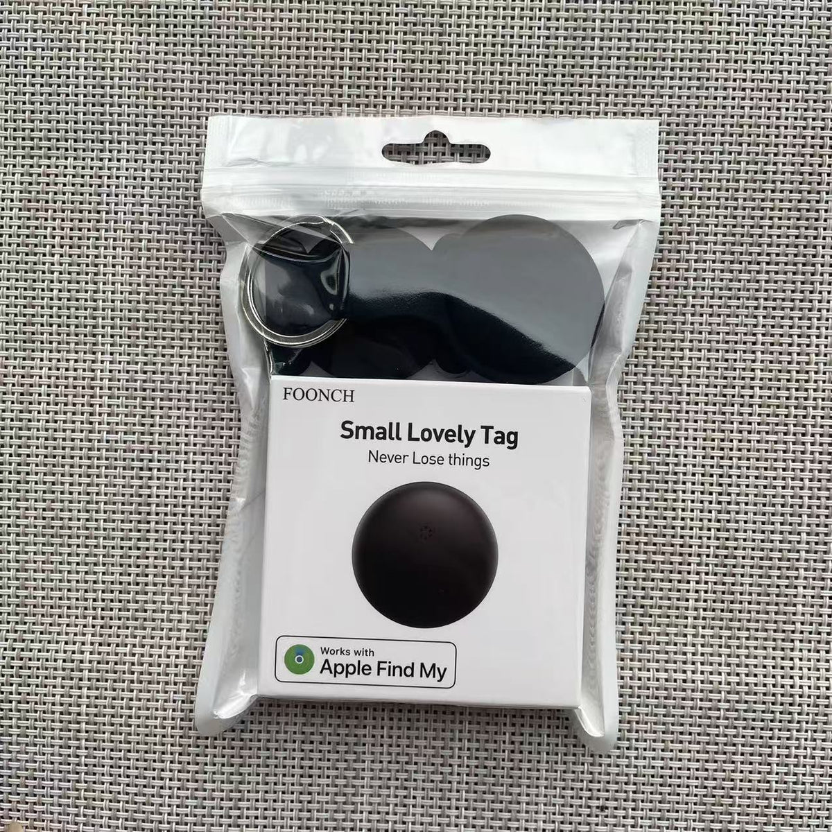 Compact Bluetooth Item Tracker for Apple Find My — QIUOLA | qiuola.com