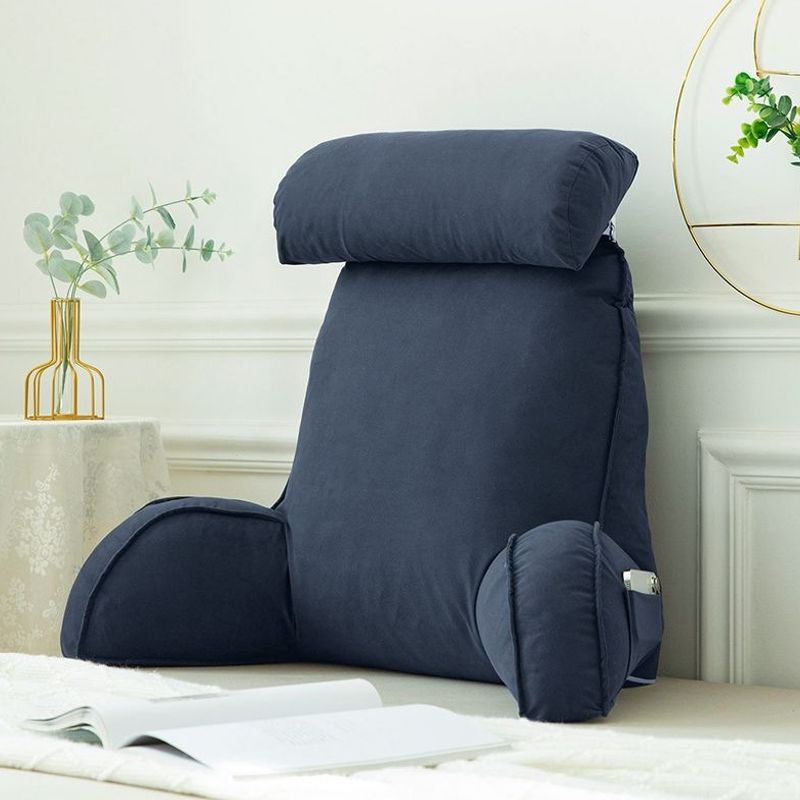 Fleece Reading Pillow with Armrests, 75 × 57 cm — QIUOLA | qiuola.com